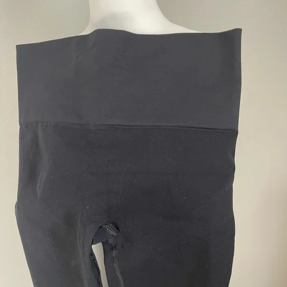 Blanqi Postpartum Leggings - Picture 3 of 4